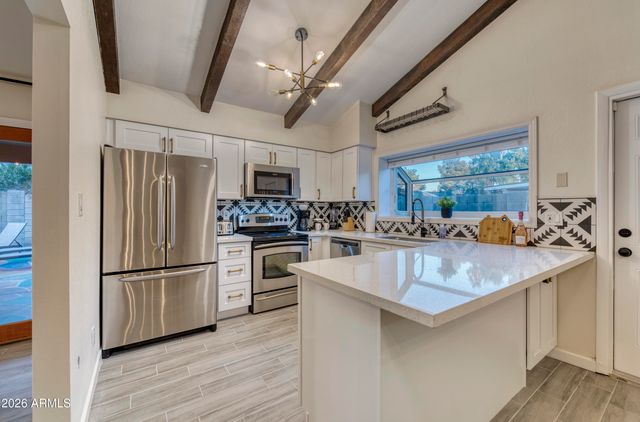 3229 N DESOTO Street, Chandler, AZ 85224