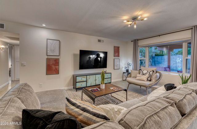 3229 N DESOTO Street, Chandler, AZ 85224