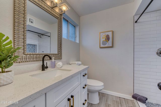 3229 N DESOTO Street, Chandler, AZ 85224