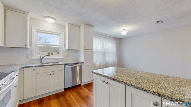 115 Carriage Path South 115, Milford, CT 06460