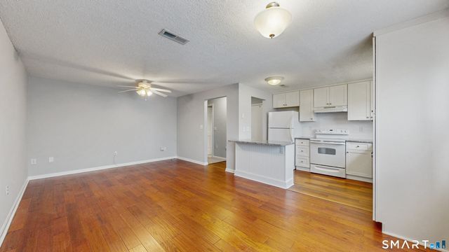 115 Carriage Path South 115, Milford, CT 06460