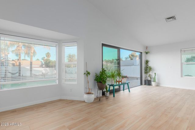 4039 E MORROW Drive, Phoenix, AZ 85050