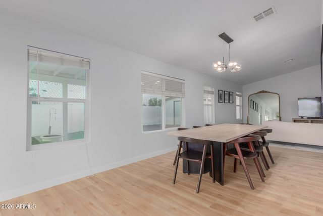 4039 E MORROW Drive, Phoenix, AZ 85050