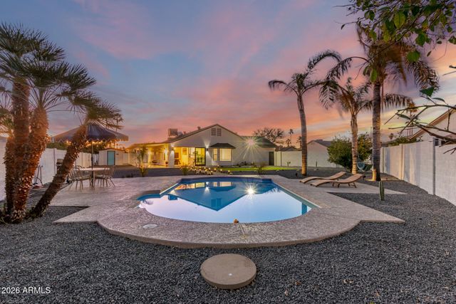 4039 E MORROW Drive, Phoenix, AZ 85050