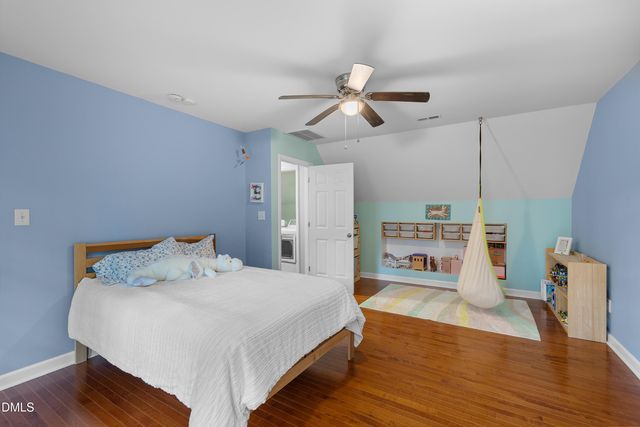 102 Chatsworth Street, Cary, NC 27513