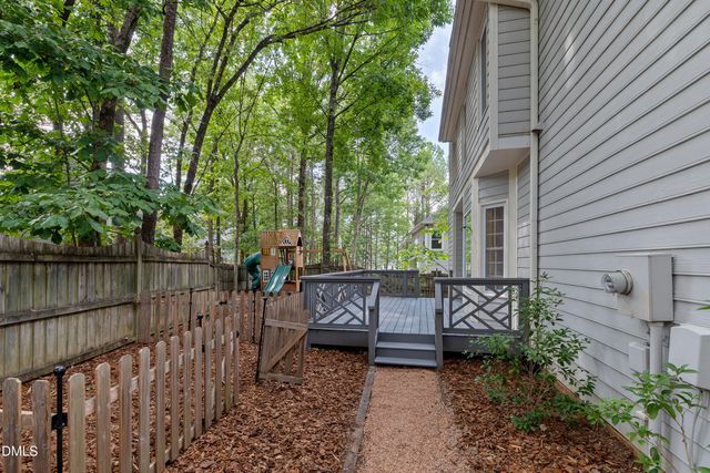 102 Chatsworth Street, Cary, NC 27513