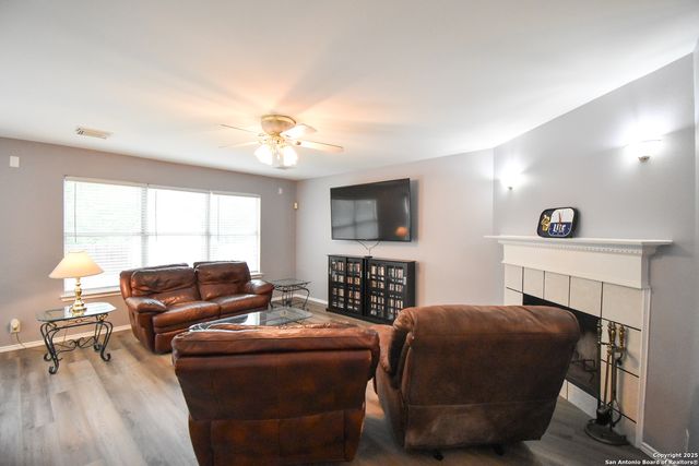 10310 Mission Crk, Converse, TX 78109