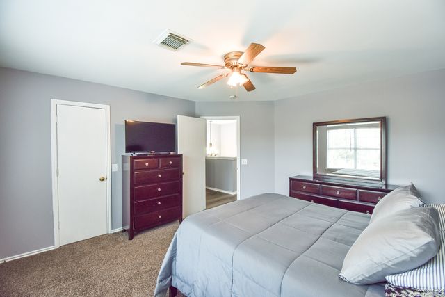 10310 Mission Crk, Converse, TX 78109