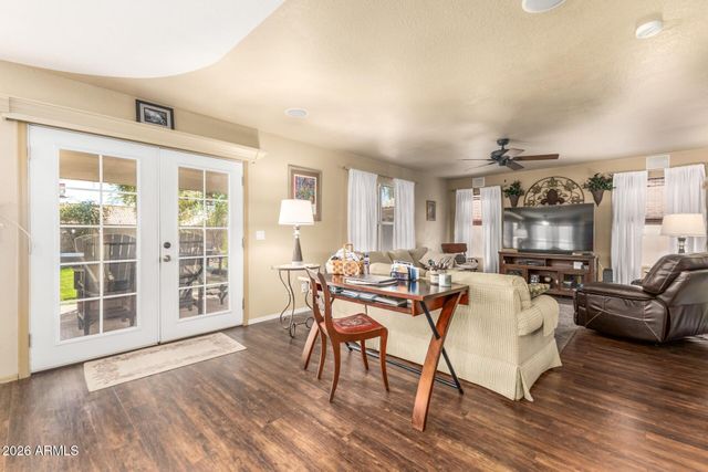 1495 E CHEYENNE Street, Gilbert, AZ 85296