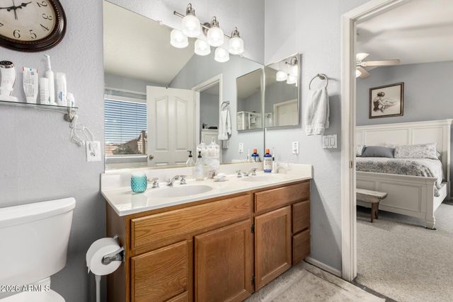 1495 E CHEYENNE Street, Gilbert, AZ 85296