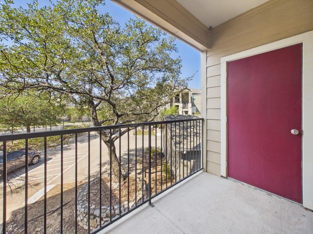 2320 Gracy Farms LN 323, Austin, TX 78758