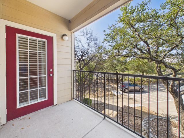 2320 Gracy Farms LN 323, Austin, TX 78758