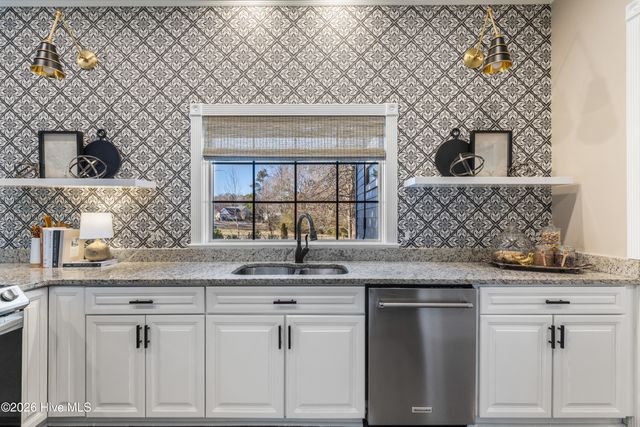 2768 Pinecrest Drive, Boiling Spring Lakes, NC 28461