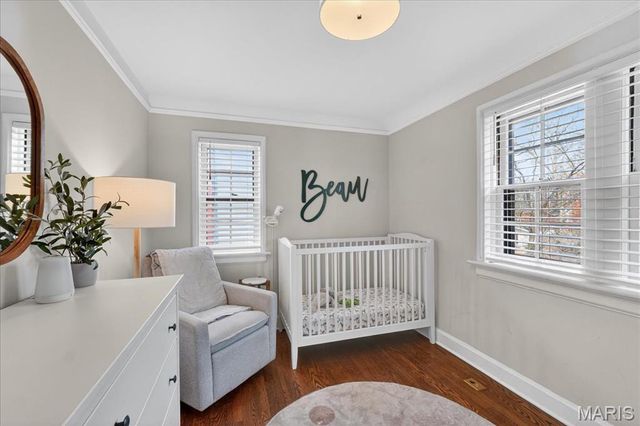 216 Elm Avenue, Glendale, MO 63122