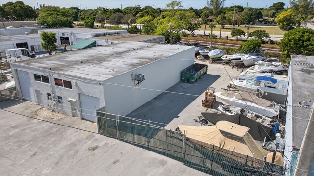 217 SE 1st Terrace SE, Deerfield Beach, FL 33441