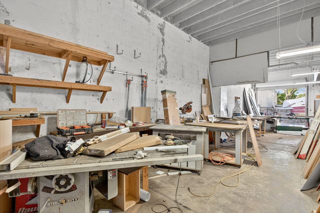 217 SE 1st Terrace SE, Deerfield Beach, FL 33441