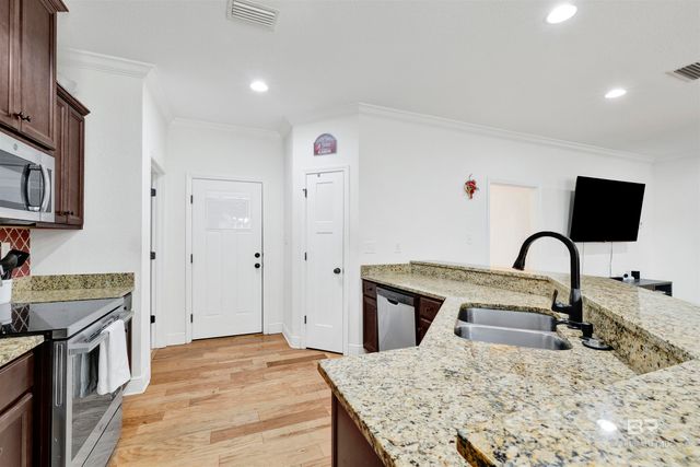 1246 Pembroke Way, Foley, AL 36535