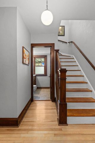 208 W PARKWAY BOULEVARD, Appleton, WI 54911