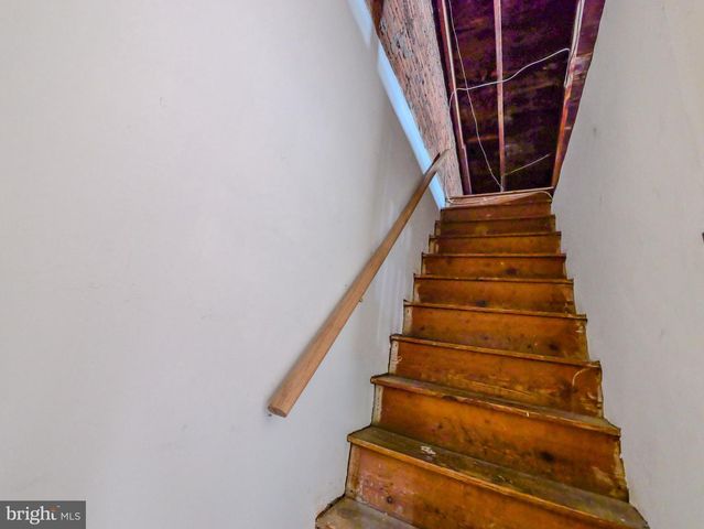 517 9TH AVE, Prospect Park, PA 19076