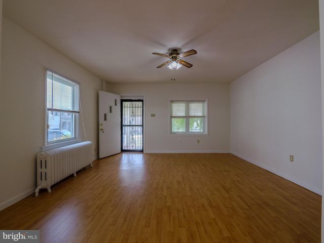 517 9TH AVE, Prospect Park, PA 19076