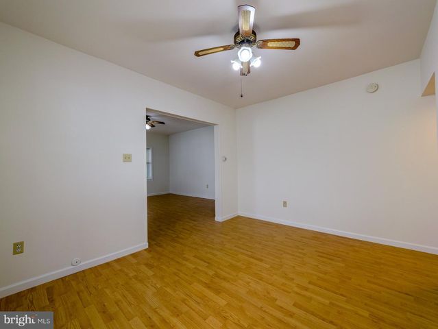 517 9TH AVE, Prospect Park, PA 19076