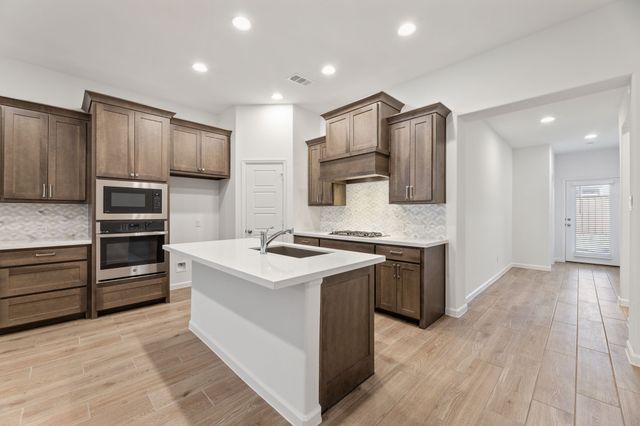 9225 Buckeye Bend, Little Elm, TX 75068