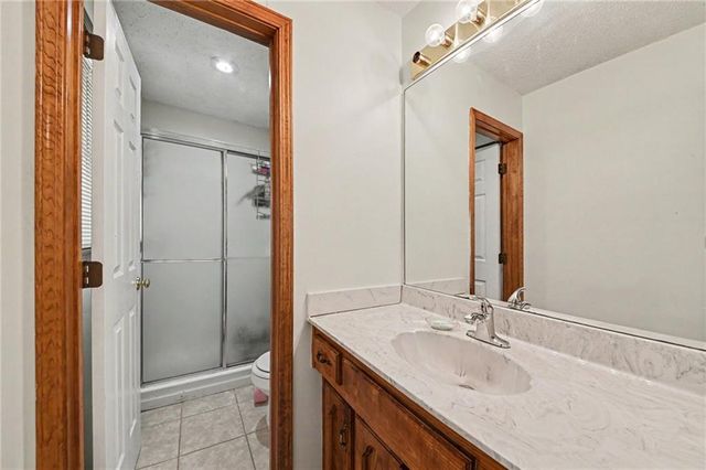 4123 N Troost Avenue, Kansas City, MO 64116