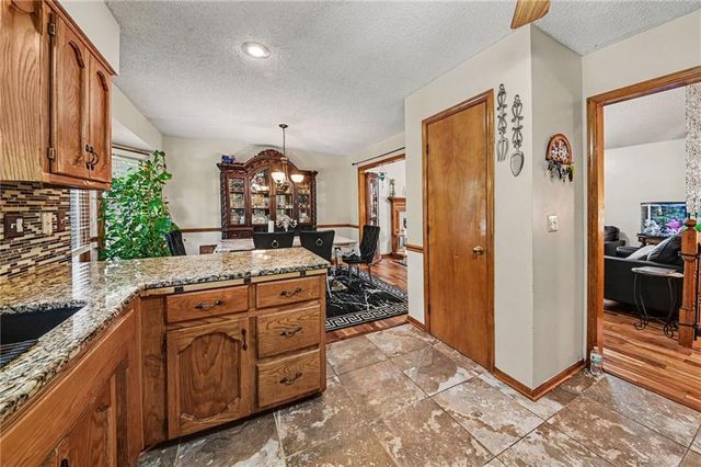 4123 N Troost Avenue, Kansas City, MO 64116