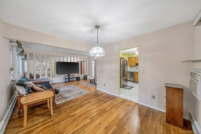 128 Avenue B, Holbrook, NY 11741