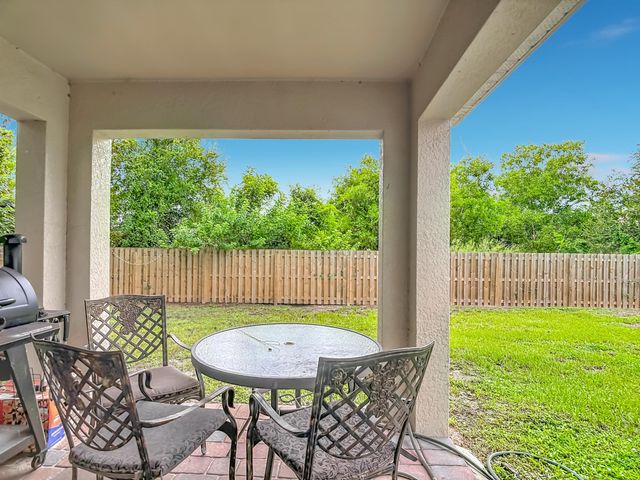 4306 NE 24TH Place, Cape Coral, FL 33909