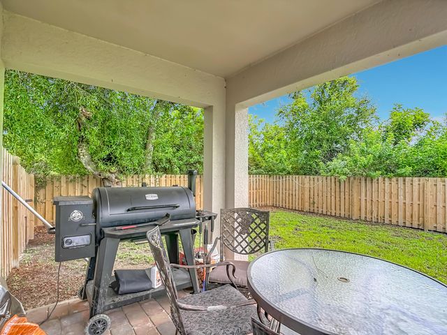 4306 NE 24TH Place, Cape Coral, FL 33909