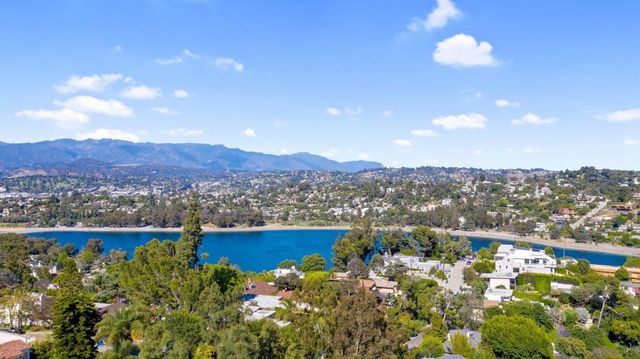 3320 Landa Street, Los Angeles, CA 90039