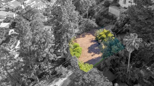 3320 Landa Street, Los Angeles, CA 90039