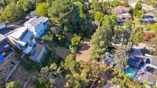 3320 Landa Street, Los Angeles, CA 90039