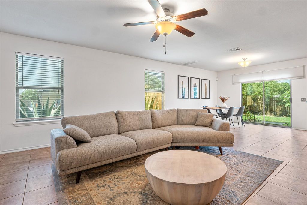 8936 Milton Lease DR, Austin, TX 78747