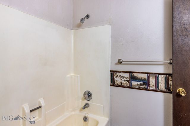 15 Chinook Trail, Bozeman, MT 59718