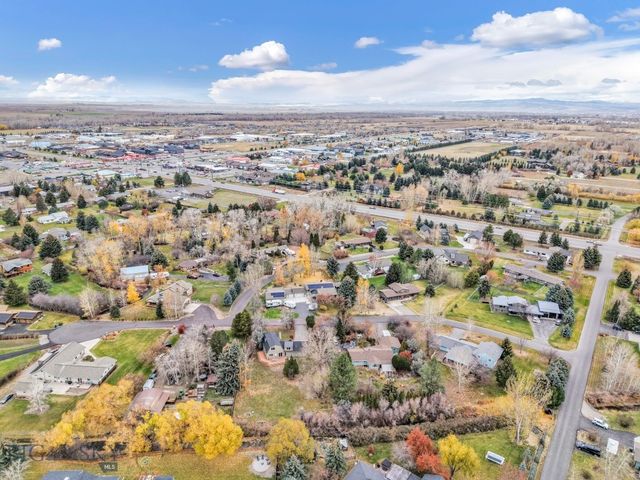 15 Chinook Trail, Bozeman, MT 59718