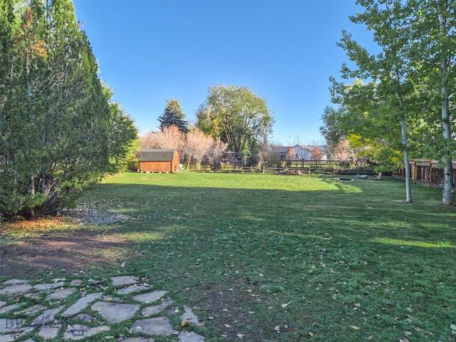 15 Chinook Trail, Bozeman, MT 59718