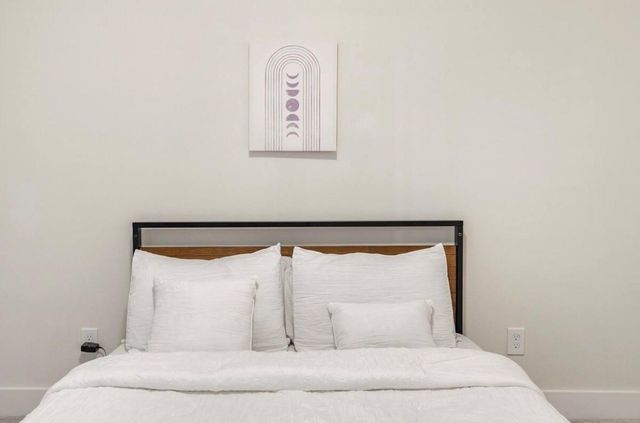 10211 Las Nubes Avenue, Houston, TX 77075