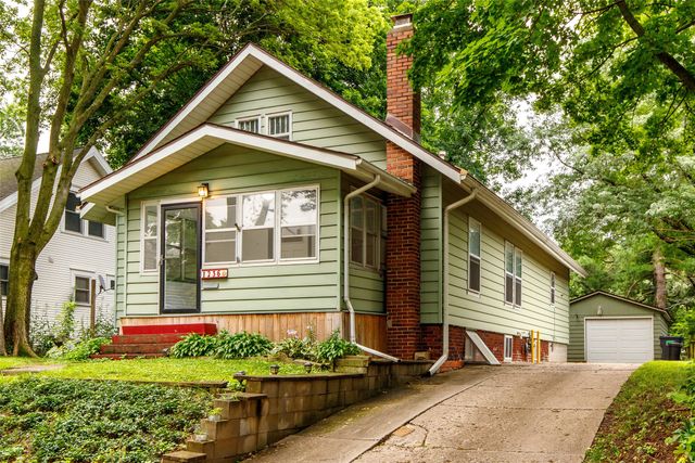 1236 Orchard Drive, Ames, IA 50010