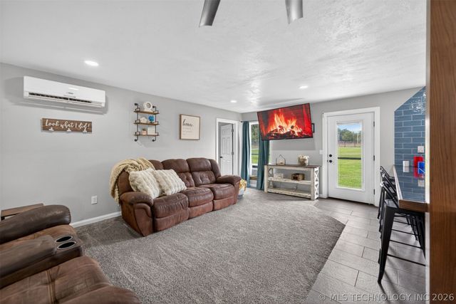 29184 S 4170 Road, Inola, OK 74036