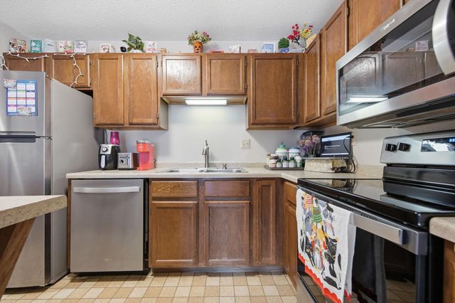 66 9th Street E 1510, Saint Paul, MN 55101