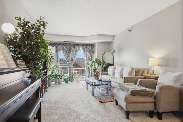 66 9th Street E 1510, Saint Paul, MN 55101