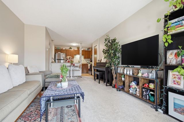 66 9th Street E 1510, Saint Paul, MN 55101