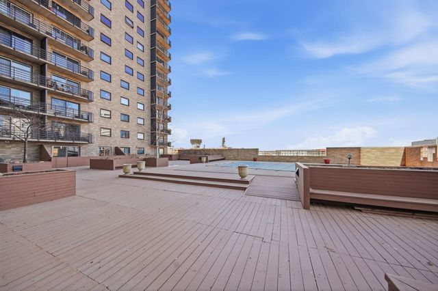 66 9th Street E 1510, Saint Paul, MN 55101