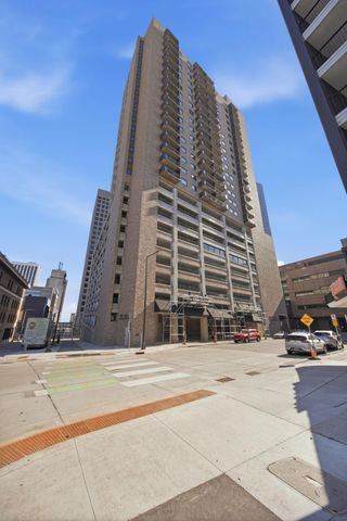 66 9th Street E 1510, Saint Paul, MN 55101