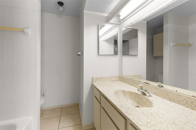 2121 Hepburn Street 912, Houston, TX 77054