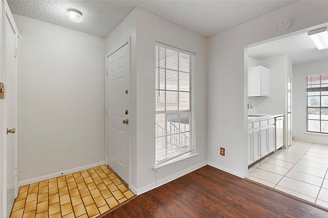 2121 Hepburn Street 912, Houston, TX 77054