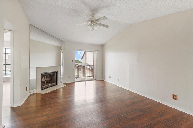 2121 Hepburn Street 912, Houston, TX 77054