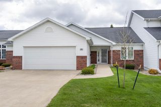 1005 W WINDTREE DRIVE #60, Appleton, WI 54914